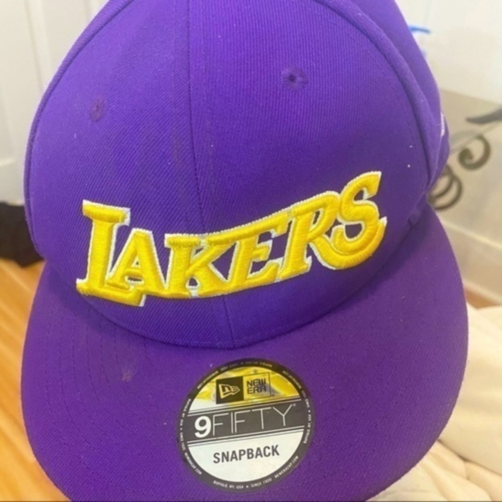 Lakers Hat​
